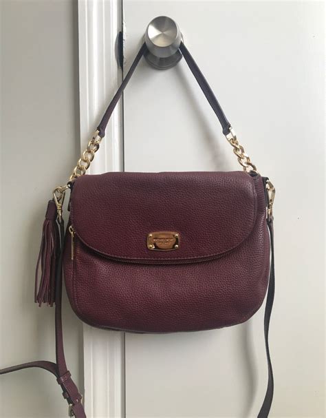 michael kors maroon bag